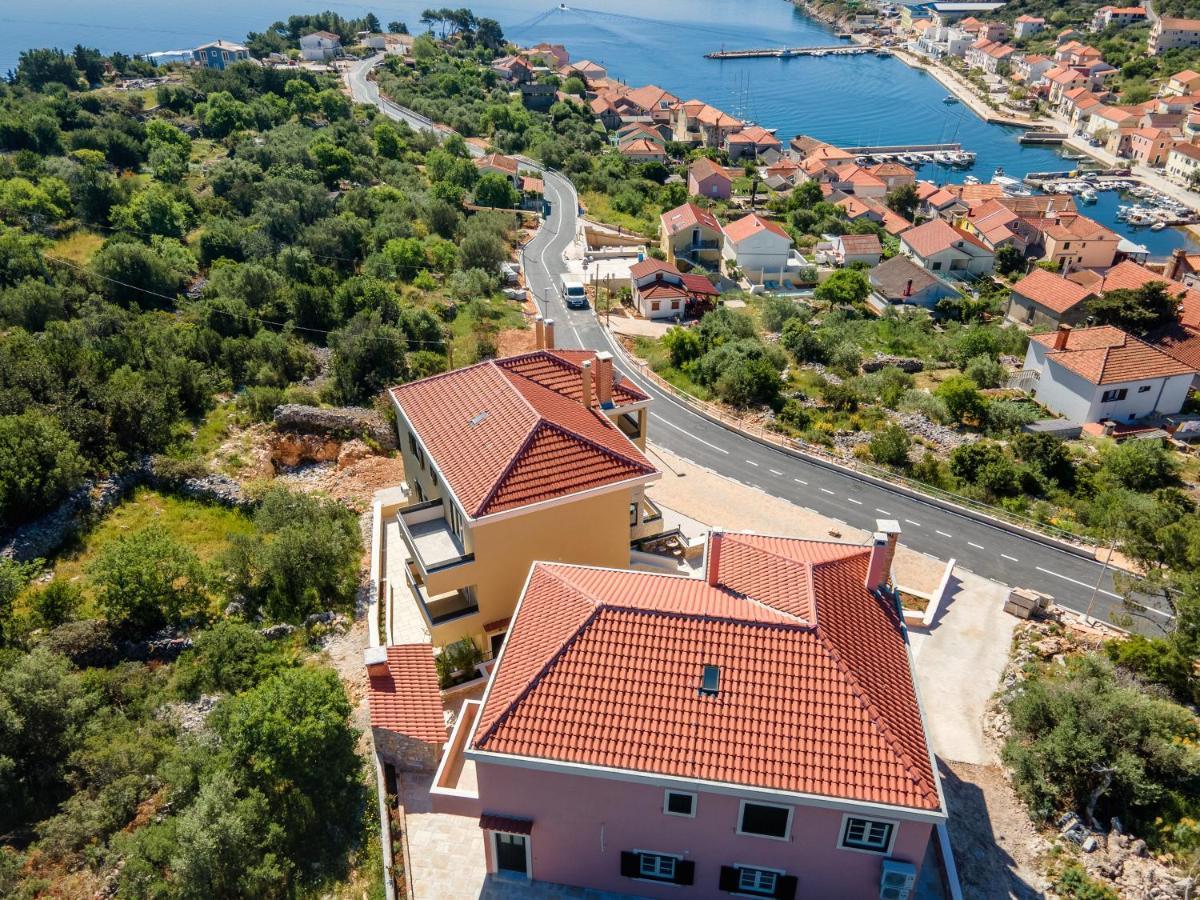 Lovro Luxury Apartment With Jacuzzi And Terrace Sea View Sali Exterior photo