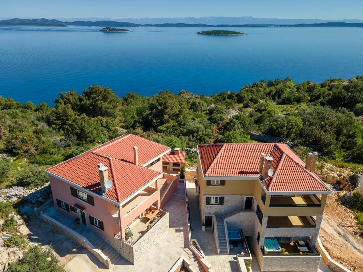 Lovro Luxury Apartment With Jacuzzi And Terrace Sea View Sali Exterior photo