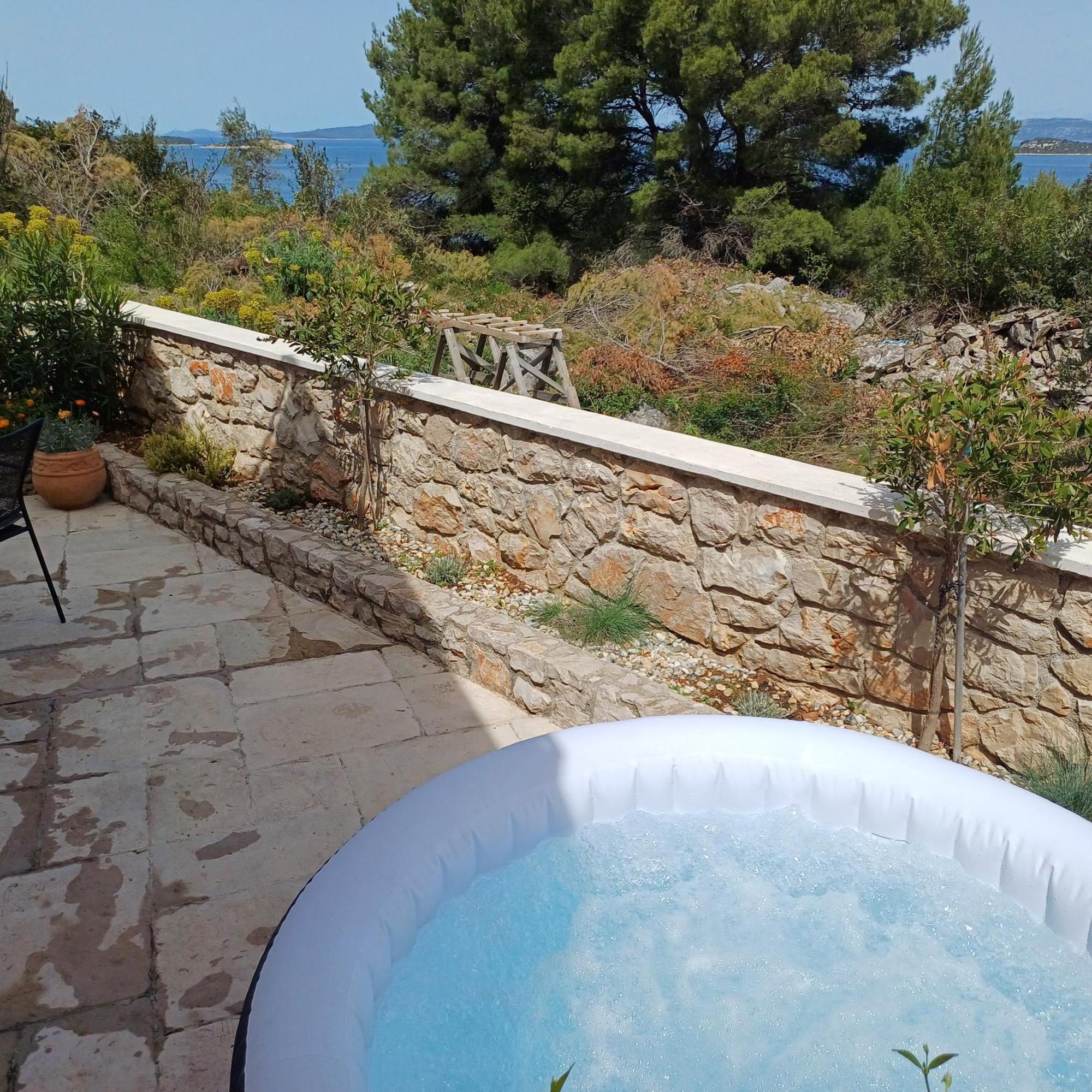 Lovro Luxury Apartment With Jacuzzi And Terrace Sea View Sali Exterior photo